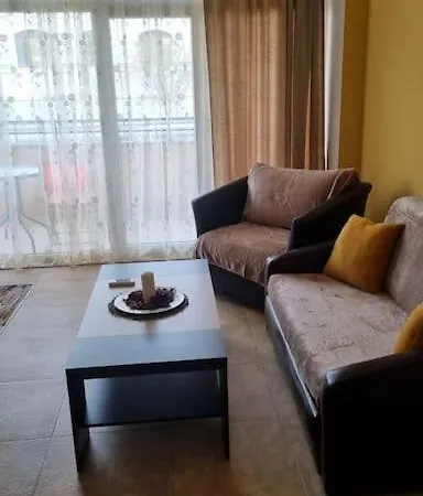 Apartment студио в затворен комплекс Slantschew brjag